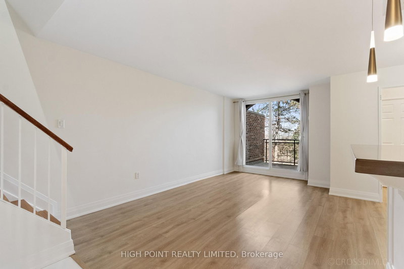 356 - 16 Elgin St, Markham, L3T 4T4 | Image 3