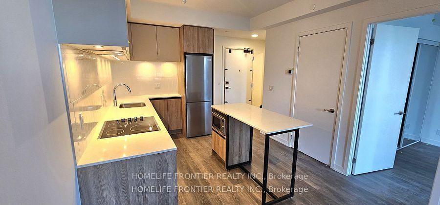 7950 Bathurst Street, Unit 318 - Photo 4