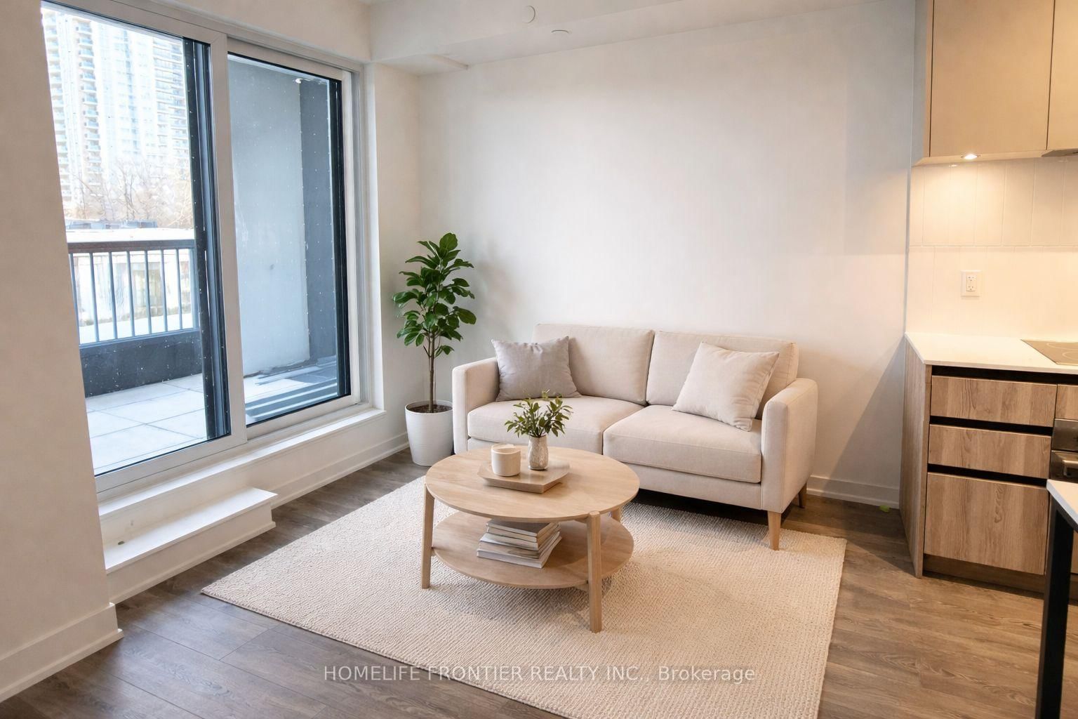 7950 Bathurst Street, Unit 318 - Photo 5