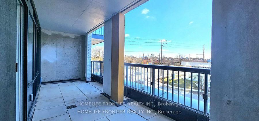 7950 Bathurst Street, Unit 318 - Photo 8