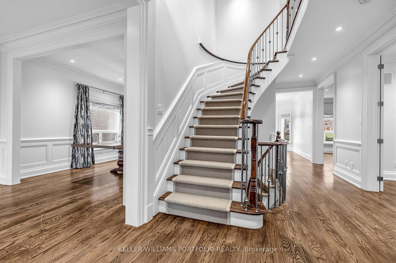 39 Downing Blvd, Vaughan, L4J 7N9 | Image 3