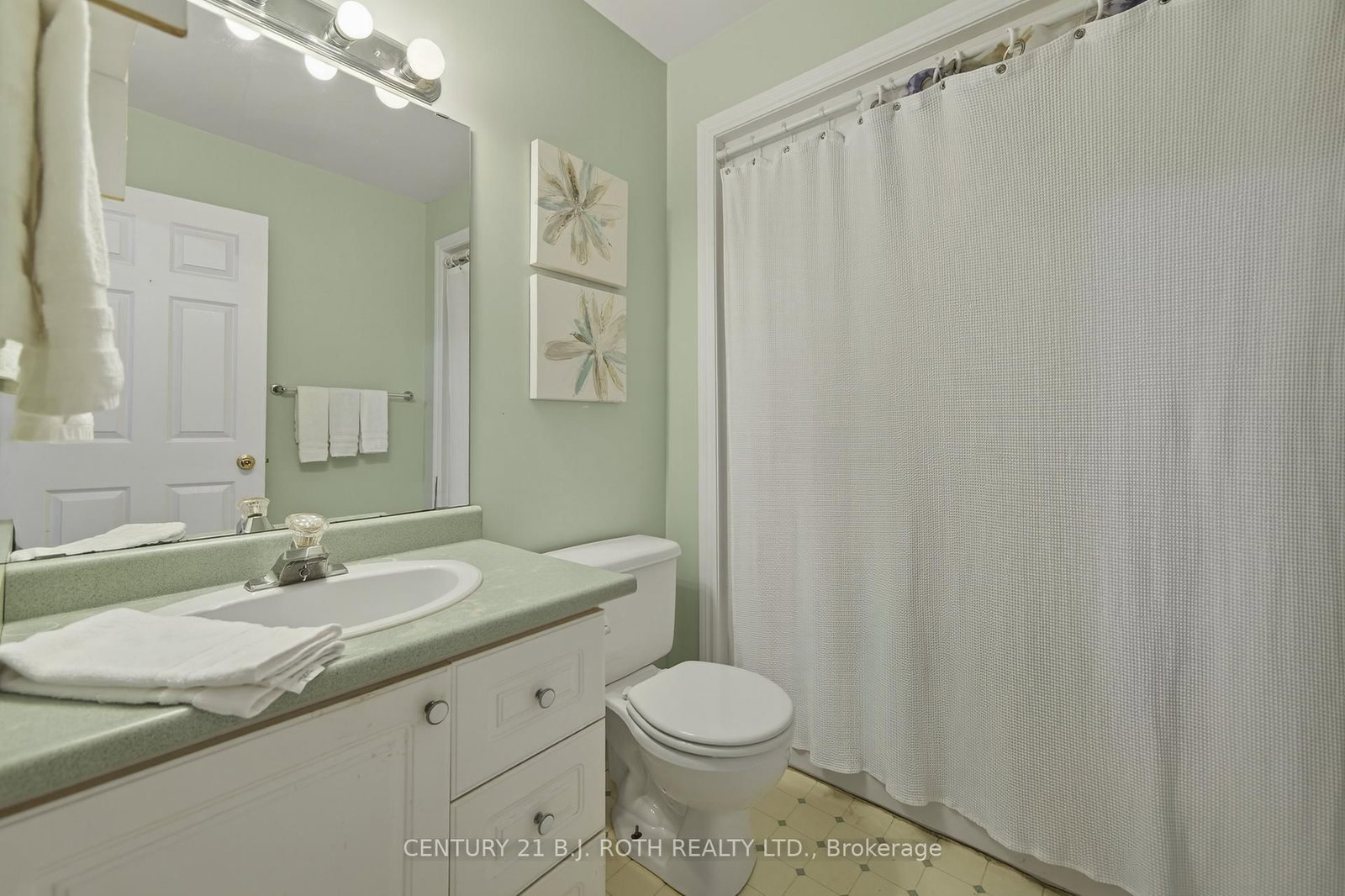 Detached House for sale at 1105 Goshen Road, Innisfil, Ontario, L9S 2B5 - Alcona - MLS: N12997126