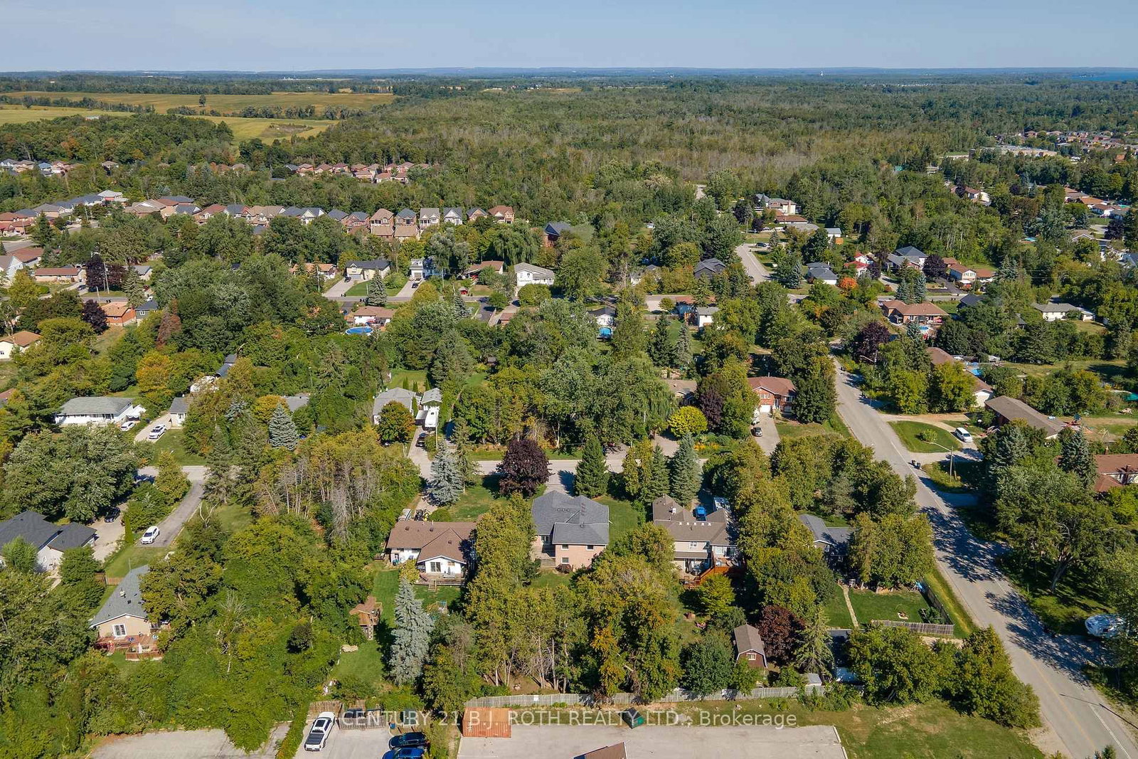 Detached House for sale at 1105 Goshen Road, Innisfil, Ontario, L9S 2B5 - Alcona - MLS: N12997126