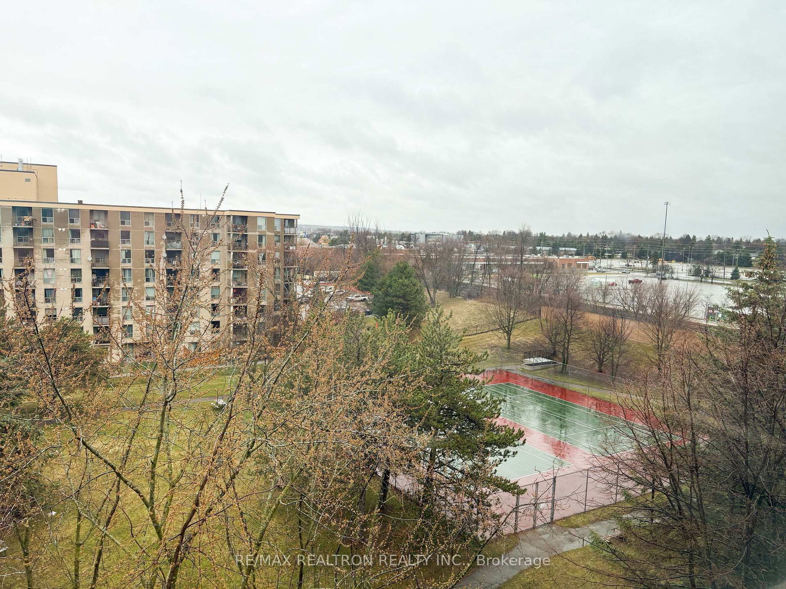 326 Major Mackenzie Drive E, Unit 709 - Photo 7