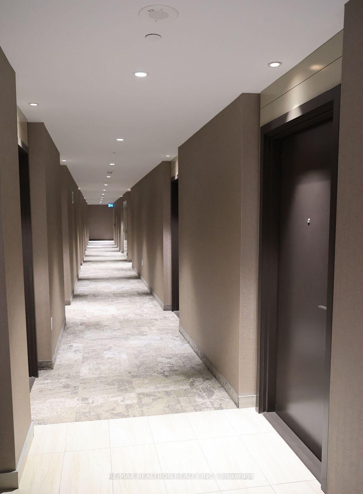 38 Honeycrisp Crescent, Unit 1506 - Photo 11