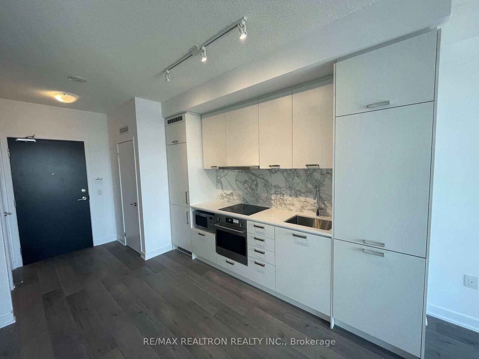 38 Honeycrisp Crescent, Unit 1506 - Photo 15