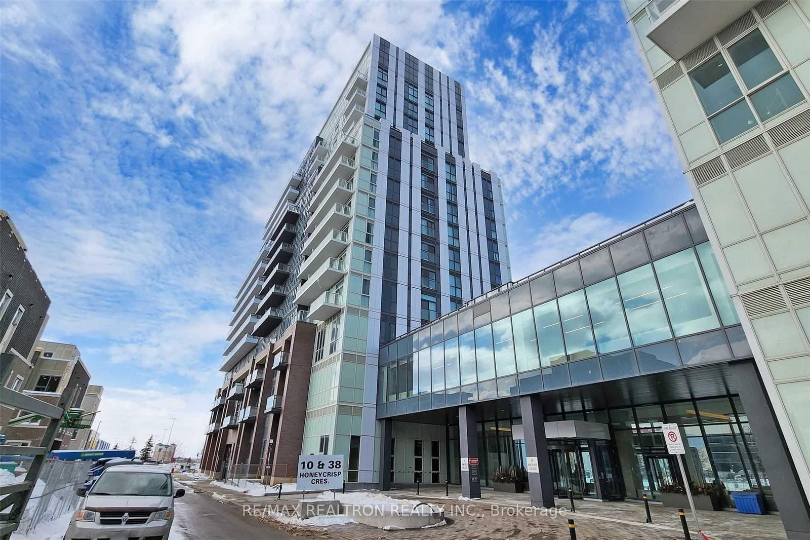 38 Honeycrisp Crescent, Unit 1506 - Photo 4