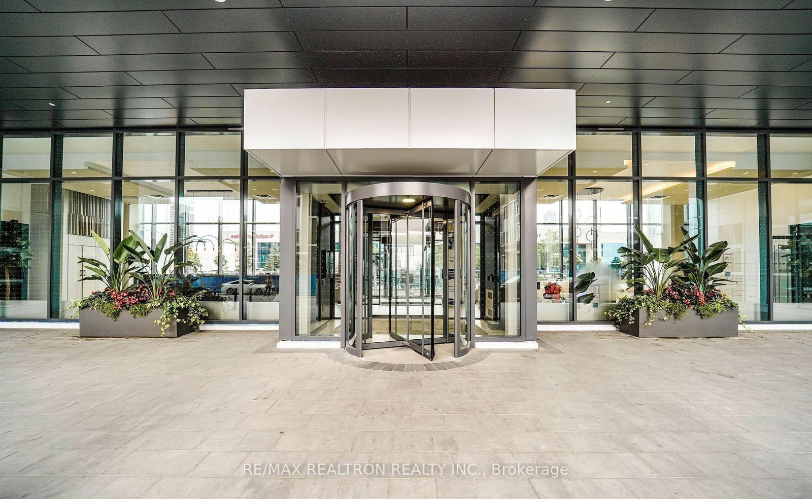 38 Honeycrisp Crescent, Unit 1506 - Photo 6