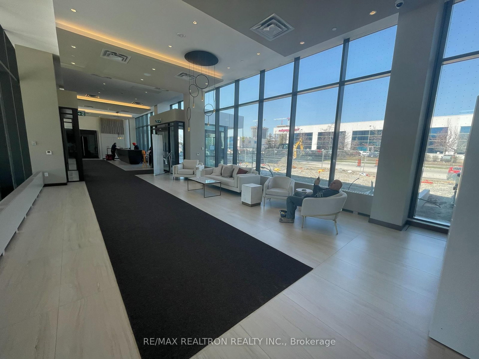 38 Honeycrisp Crescent, Unit 1506 - Photo 8