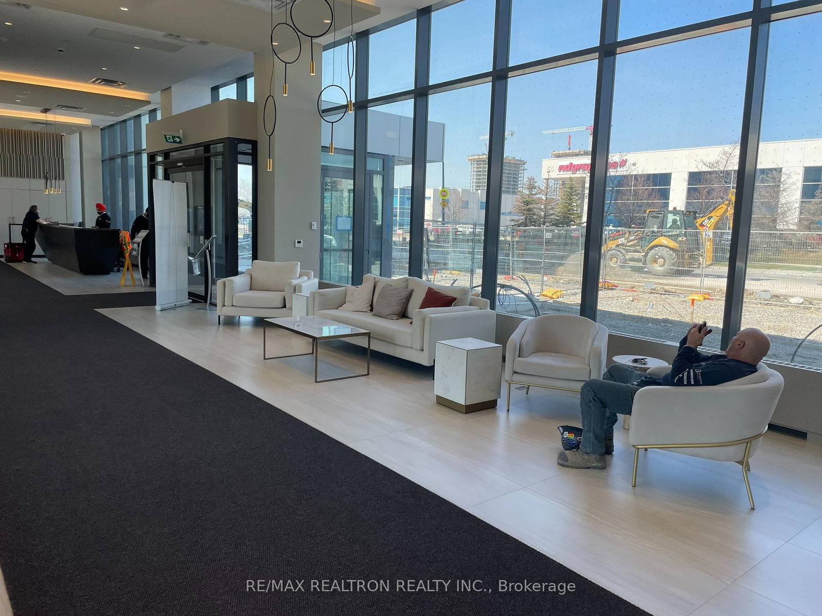 38 Honeycrisp Crescent, Unit 1506 - Photo 9