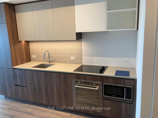 4707 - 7890 Jane Street