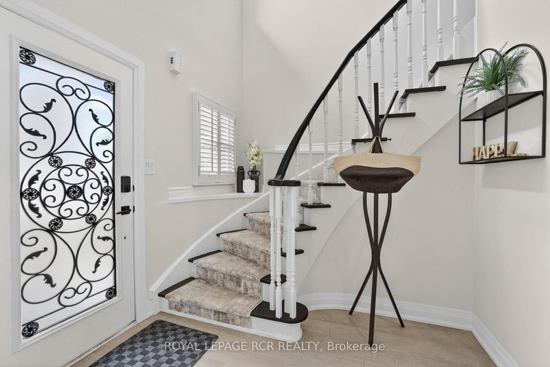 186 Patna Cres, Vaughan, L6A 1N2 | Image 3