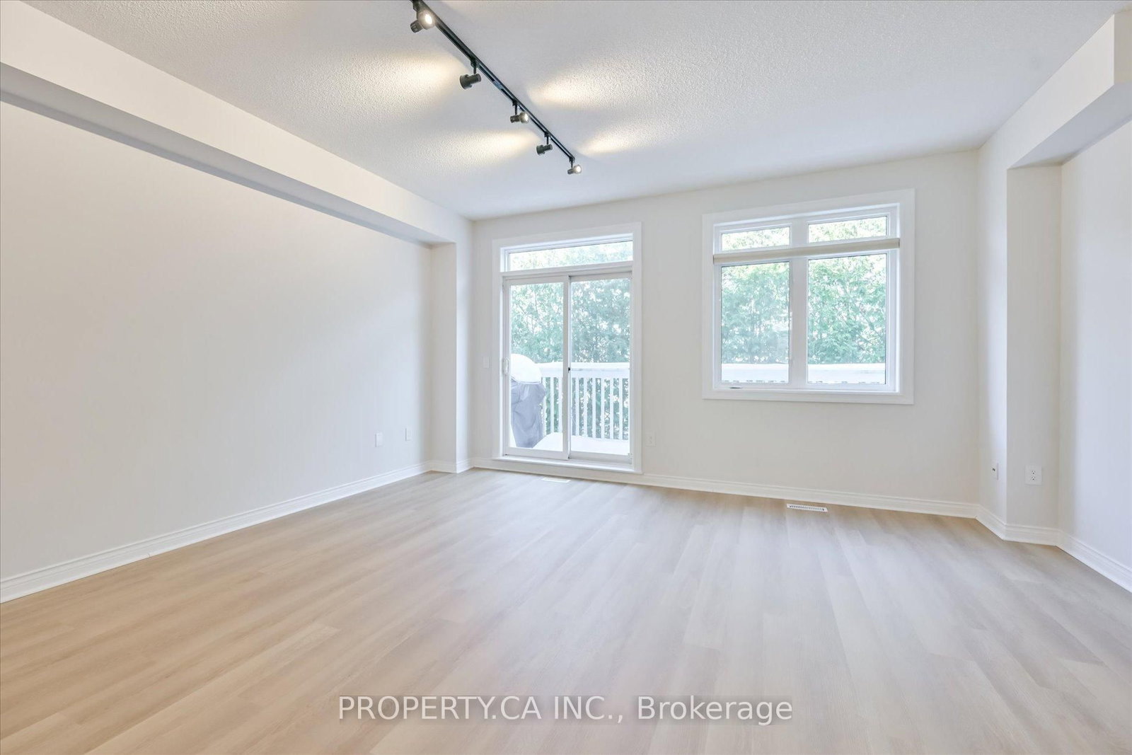 1051 On Bogart Circle, Unit 46 - Photo 10