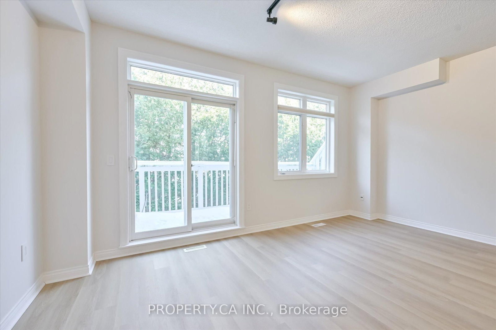 1051 On Bogart Circle, Unit 46 - Photo 13