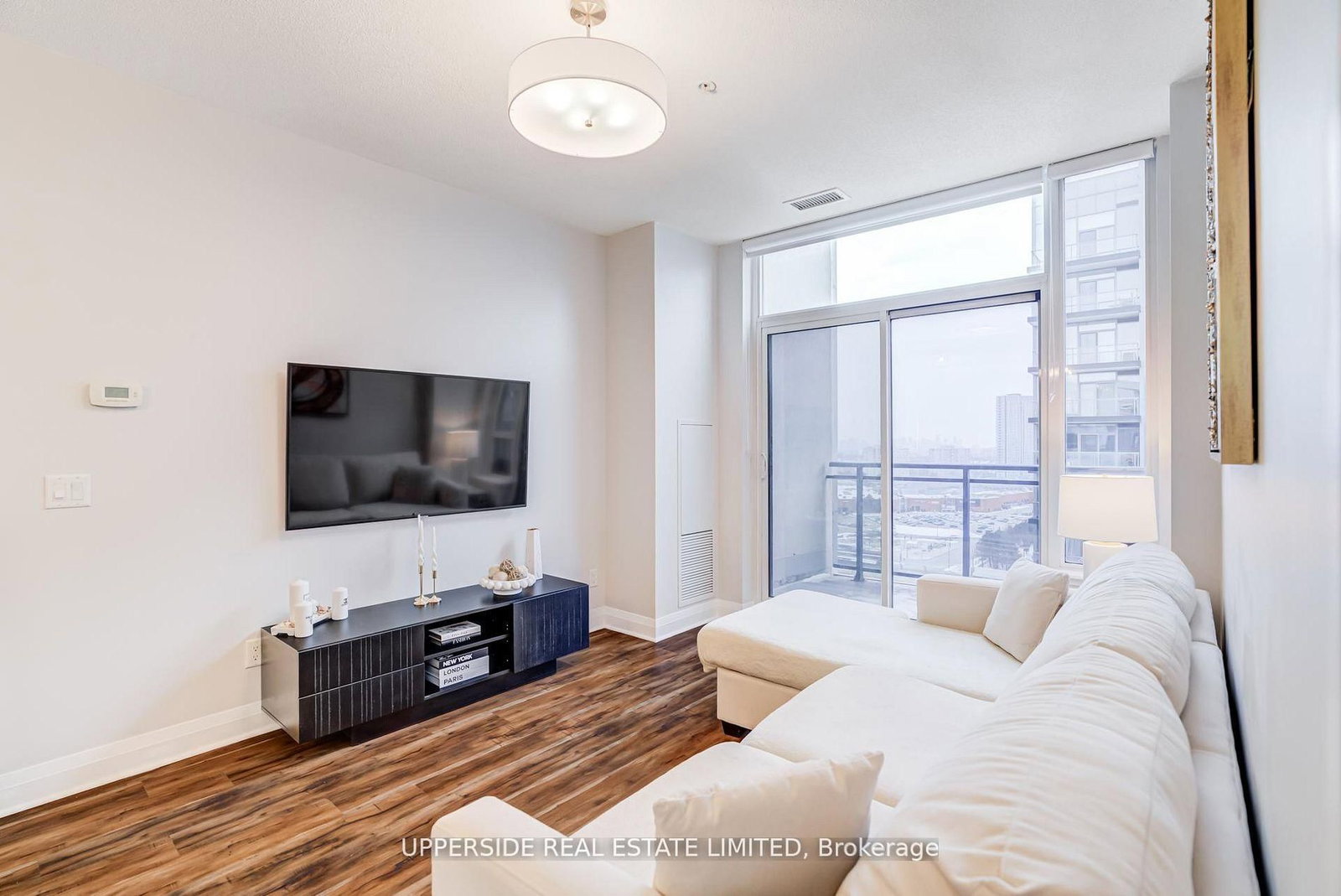 85 North Park Rd Road, Unit PH05 - Photo 10