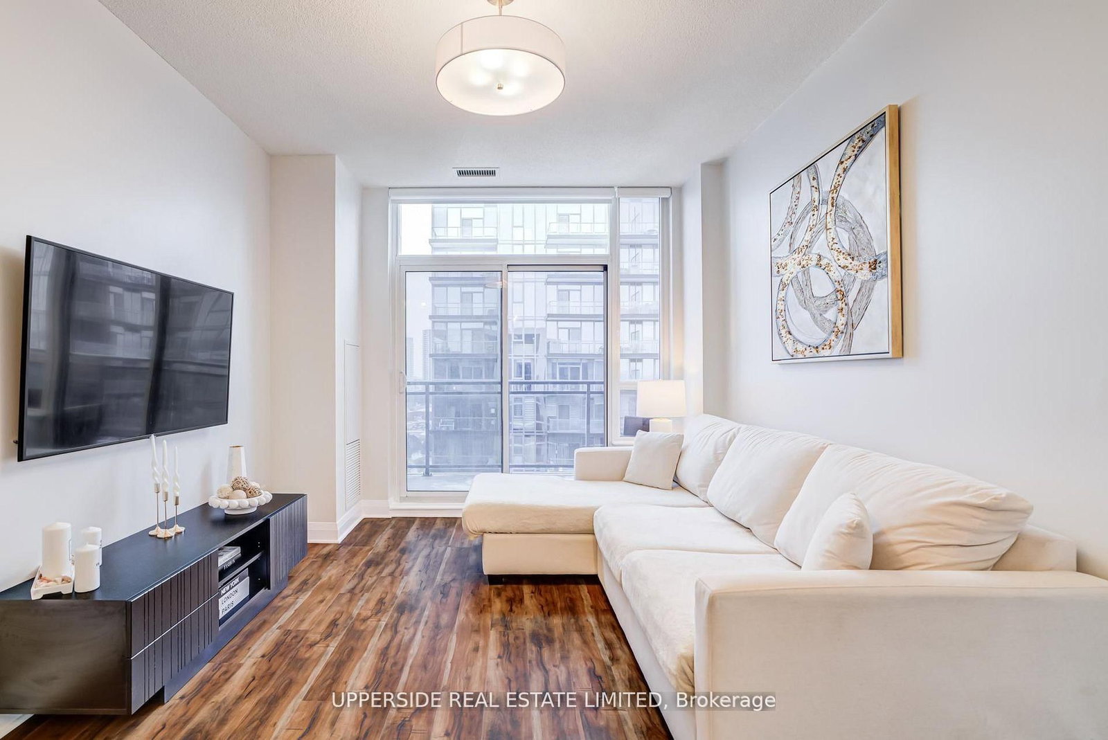 85 North Park Rd Road, Unit PH05 - Photo 11