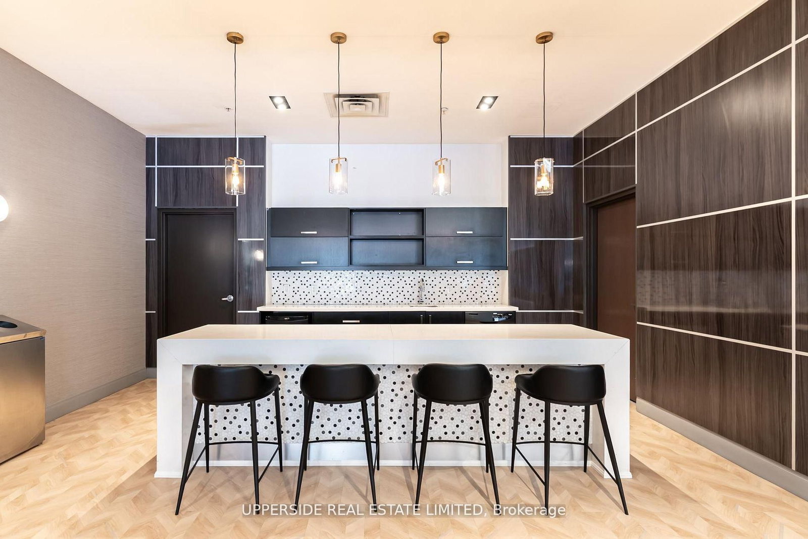 85 North Park Rd Road, Unit PH05 - Photo 29