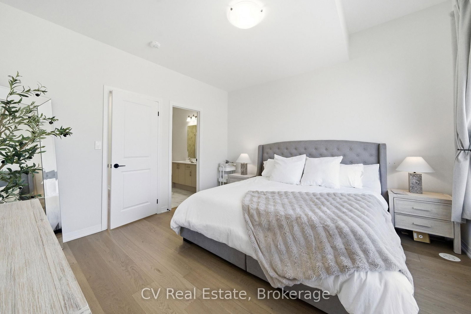 40 De La Roche Drive - Photo 18