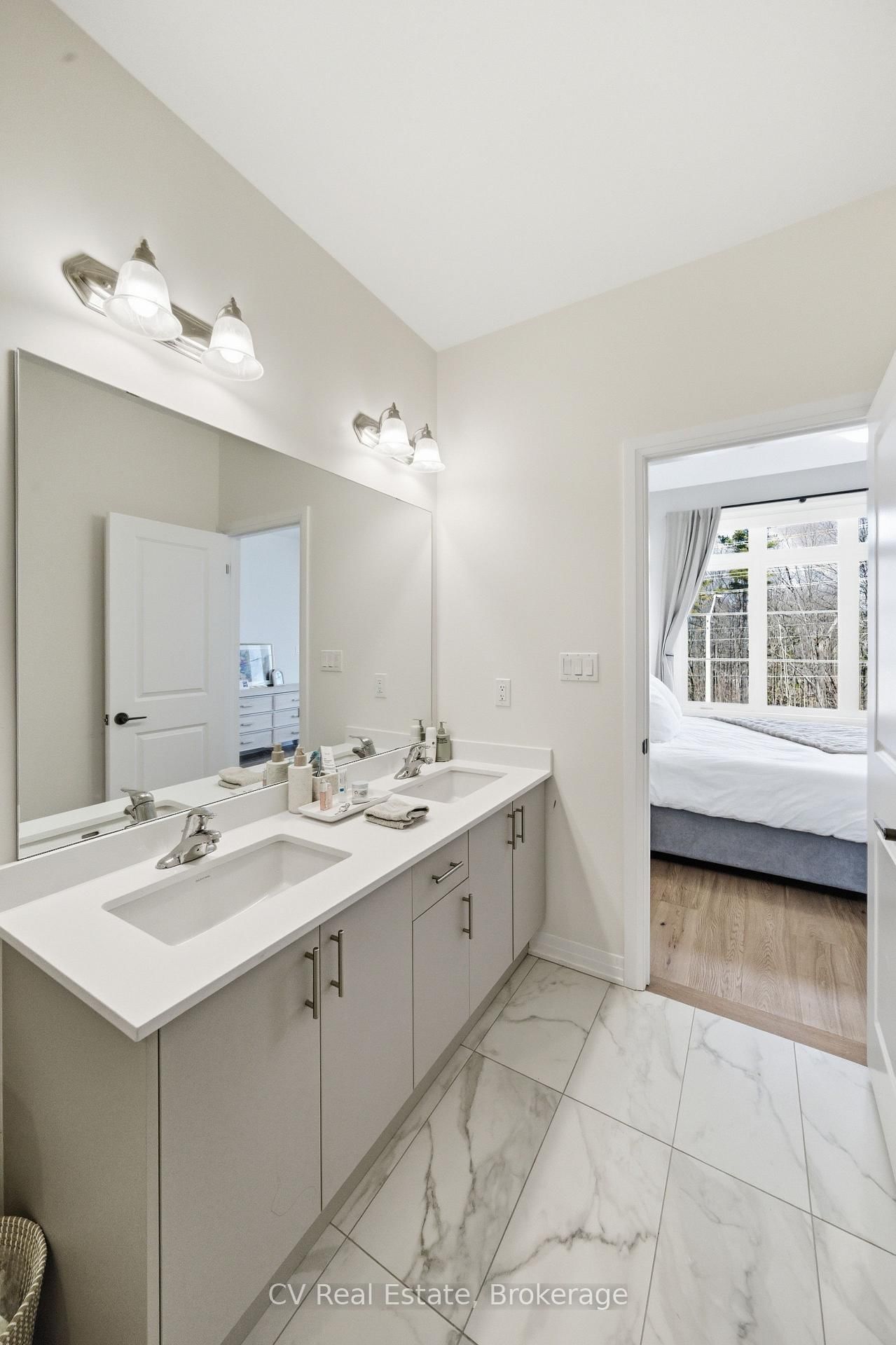 40 De La Roche Drive - Photo 21