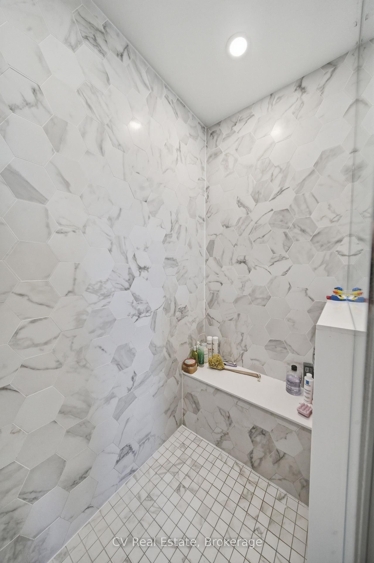 40 De La Roche Drive - Photo 22