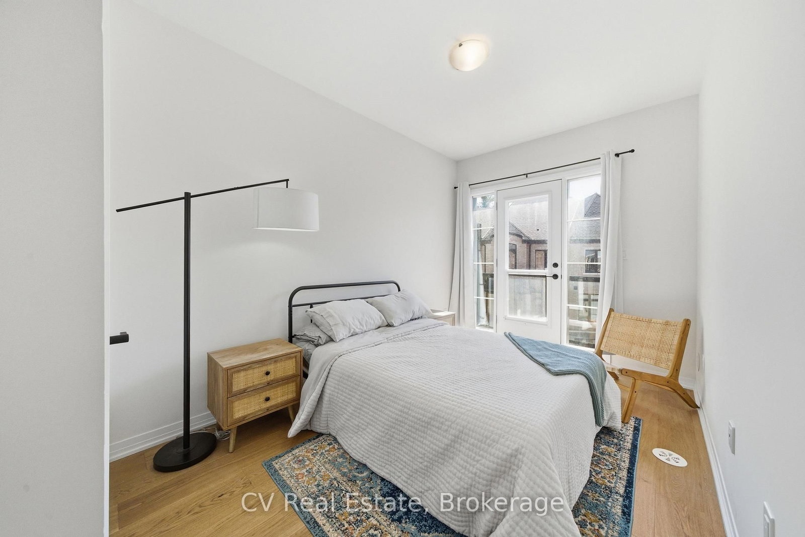 40 De La Roche Drive - Photo 25