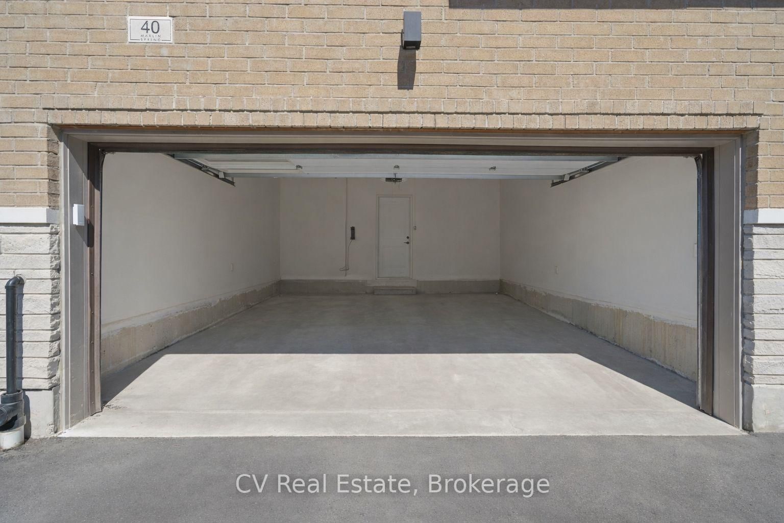 40 De La Roche Drive - Photo 4