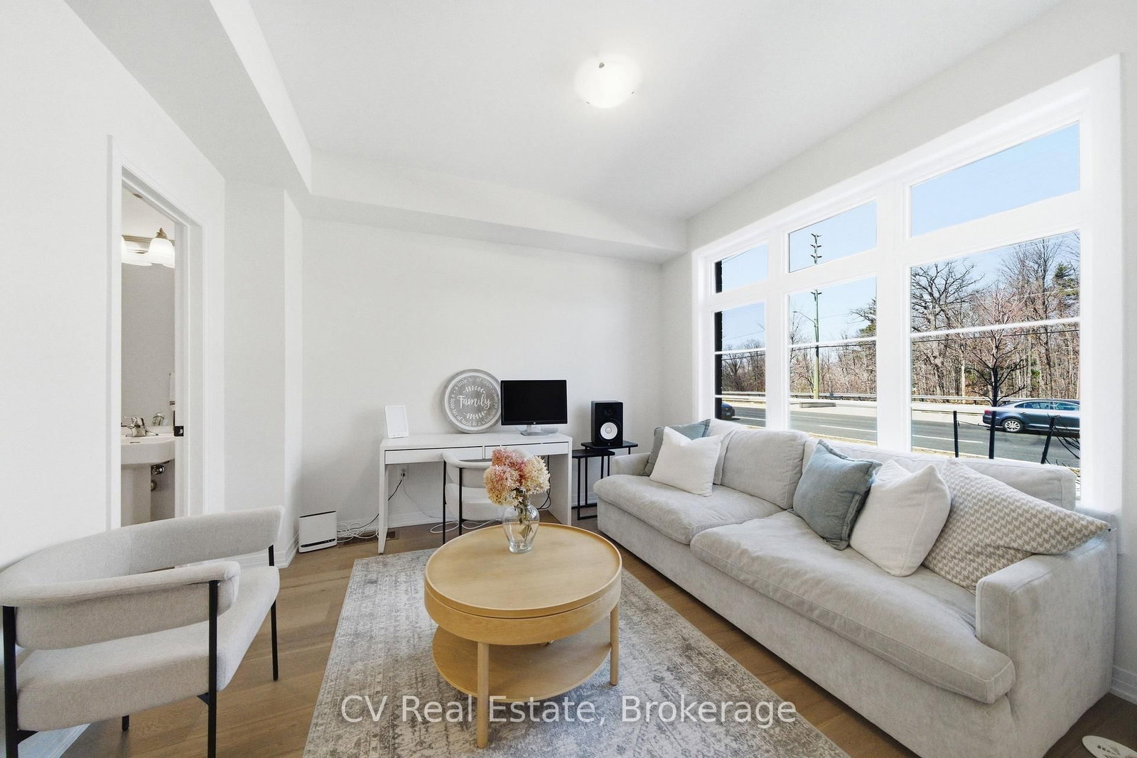 40 De La Roche Drive - Photo 6