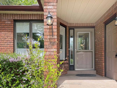 7 Glen Eden Way • New Tecumseth, ON photo 3