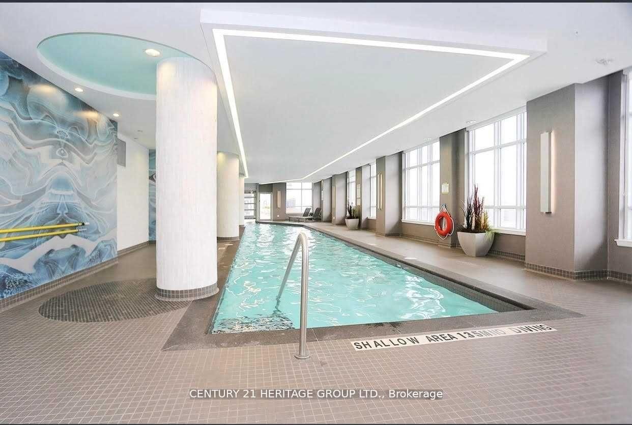 9201 Yonge Street, Unit 1909 - Photo 11