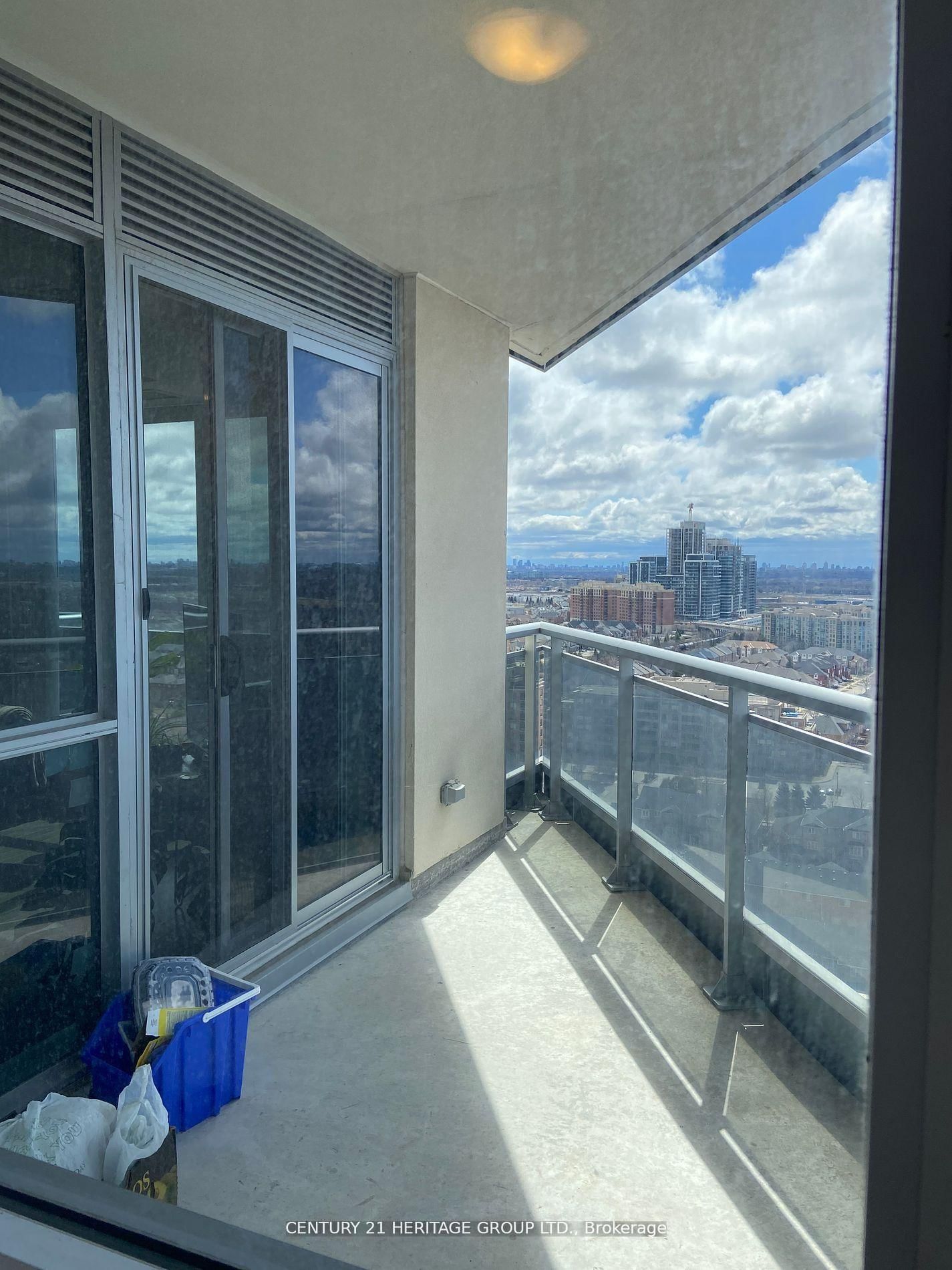 9201 Yonge Street, Unit 1909 - Photo 9