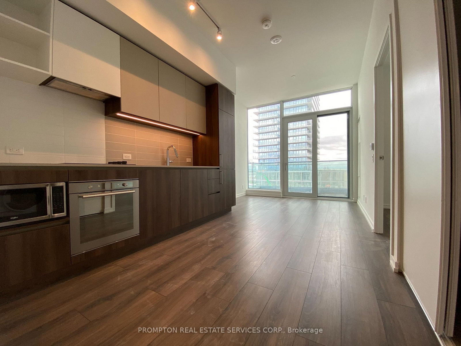 7890 Jane Street, Unit 801 - Photo 3