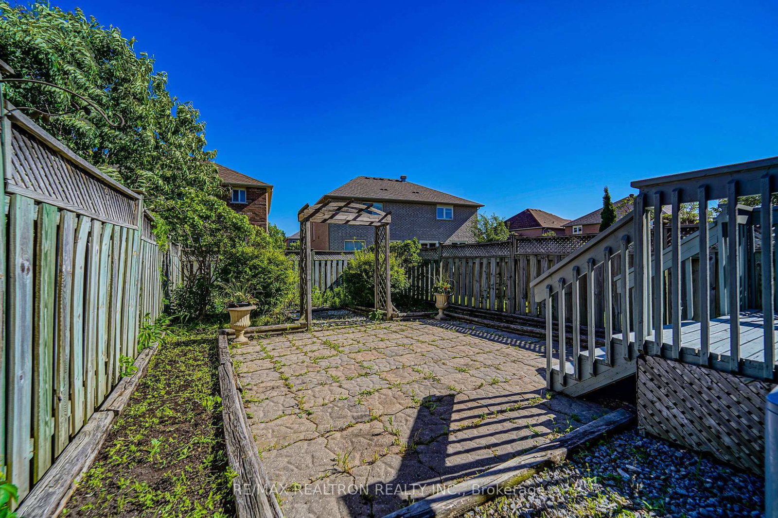 Townhouse for sale at 175 Trail Ridge Lane, Markham, Ontario, L6C 2C6 - Berczy - MLS: N12998148