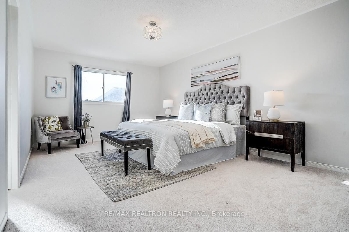 Townhouse for sale at 175 Trail Ridge Lane, Markham, Ontario, L6C 2C6 - Berczy - MLS: N12998148