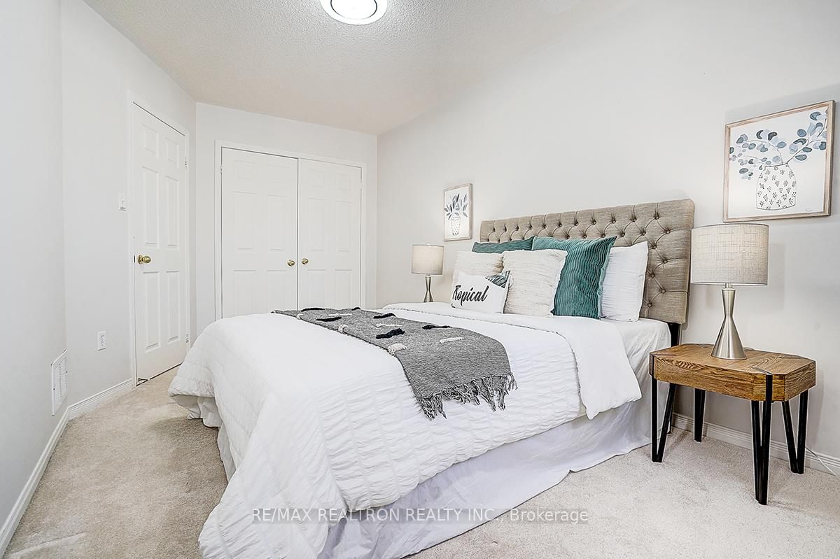 Townhouse for sale at 175 Trail Ridge Lane, Markham, Ontario, L6C 2C6 - Berczy - MLS: N12998148