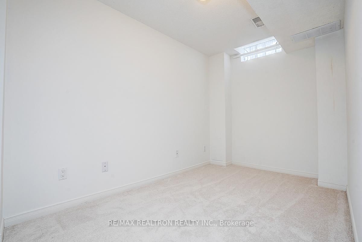 Townhouse for sale at 175 Trail Ridge Lane, Markham, Ontario, L6C 2C6 - Berczy - MLS: N12998148