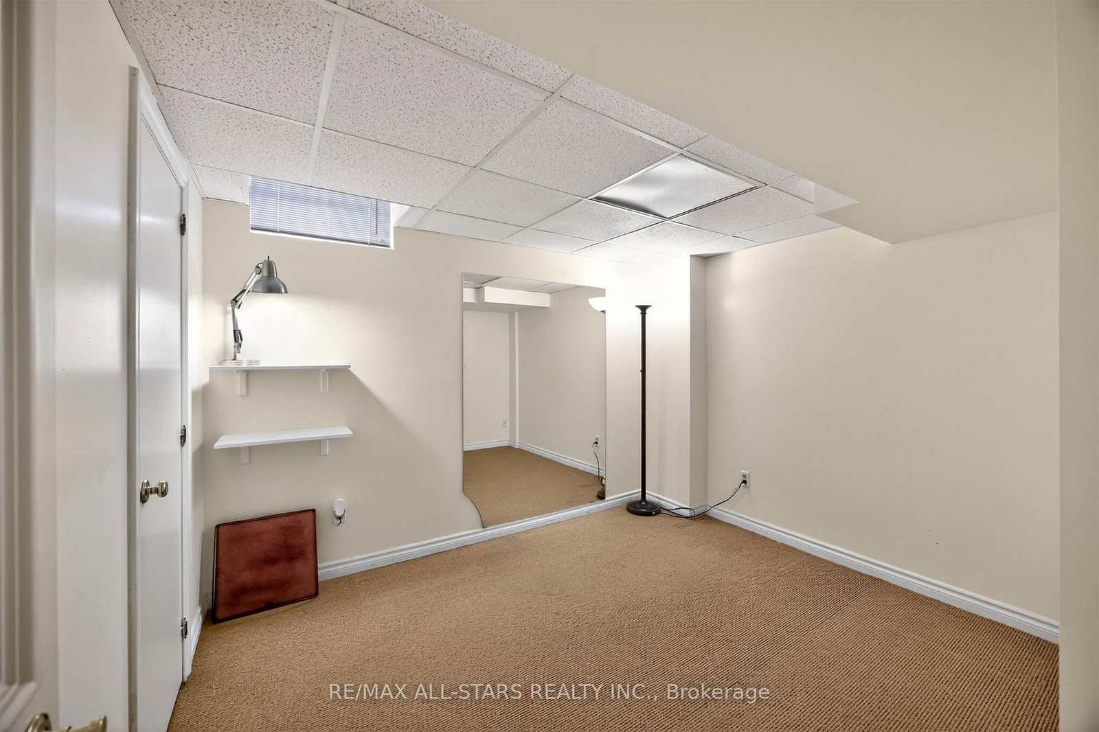 Detached House for sale at 11 Bliss Court, Markham, Ontario, L3R 9E7 - Buttonville - MLS: N12998176