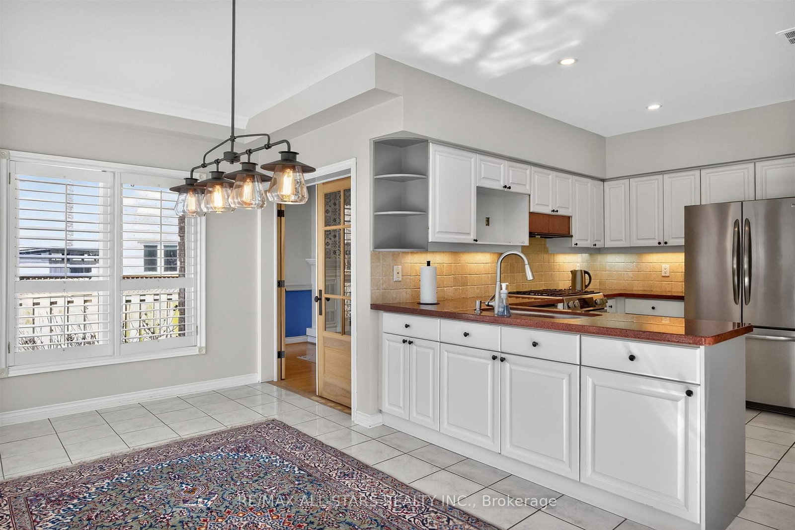 Detached House for sale at 11 Bliss Court, Markham, Ontario, L3R 9E7 - Buttonville - MLS: N12998176