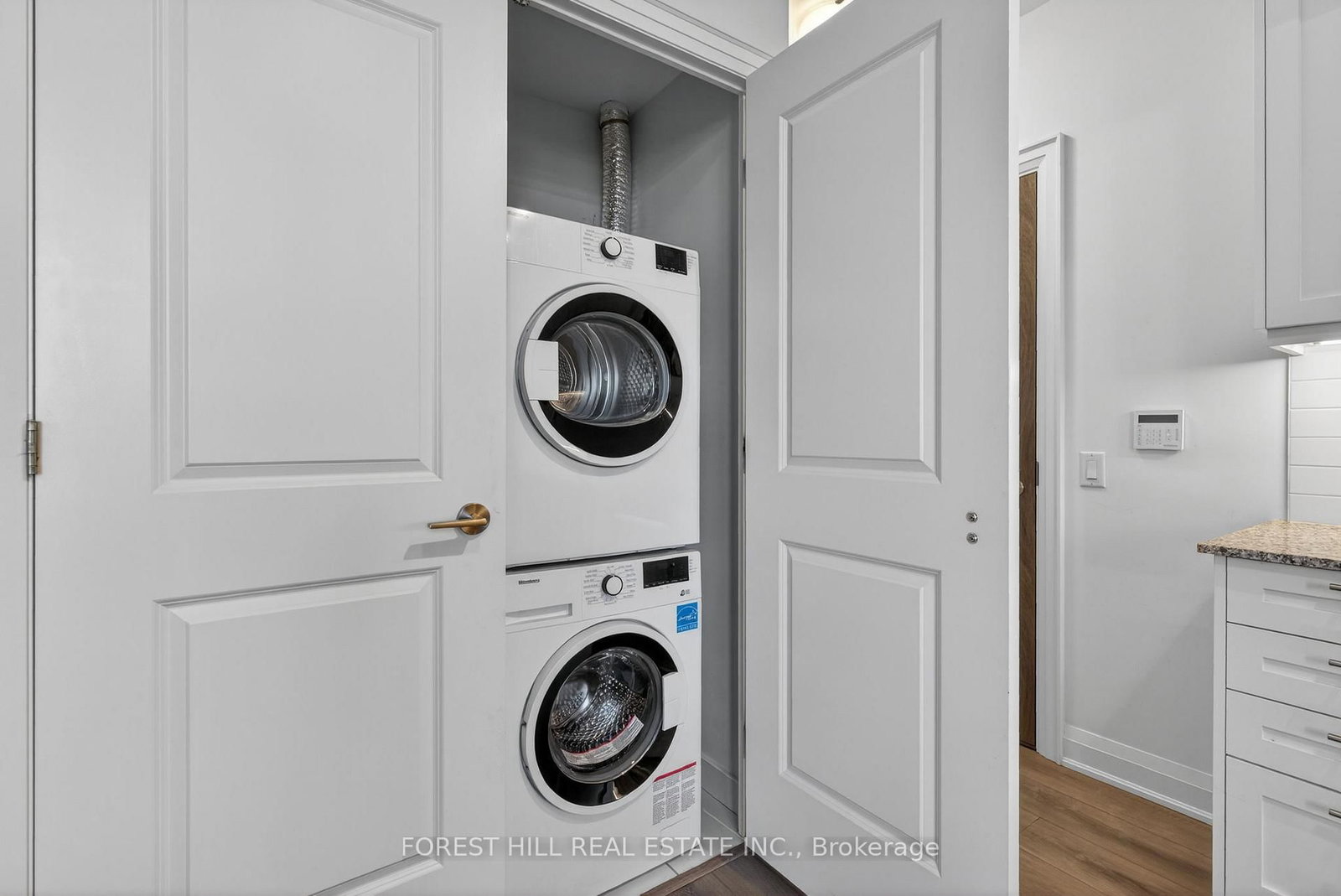 10 Gatineau Drive, Unit 208 - Photo 17