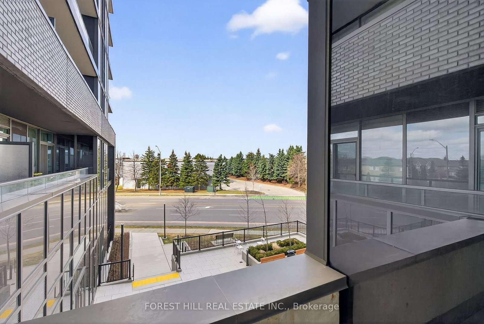10 Gatineau Drive, Unit 208 - Photo 18