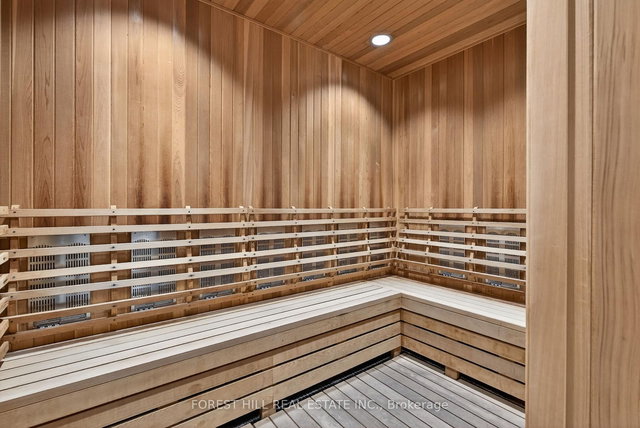 208 - 10 Gatineau Drive