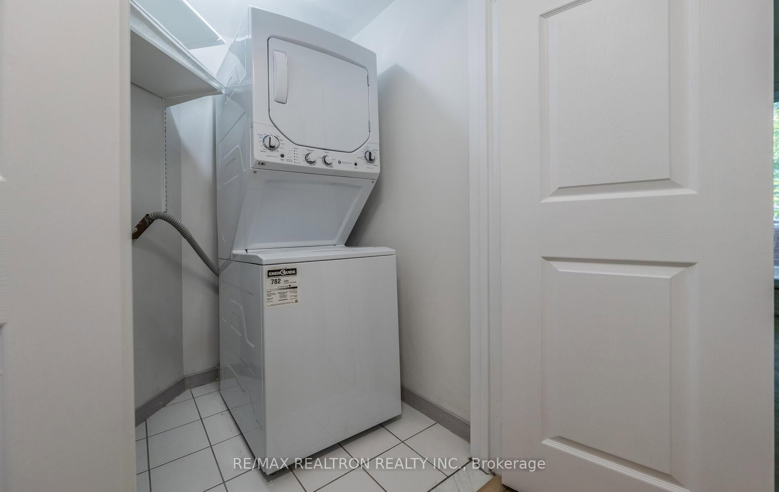 Condo for sale at Ph8-9 Chalmers Road, Richmond Hill, Ontario, L4B 3N3 - Doncrest - MLS: N12998358