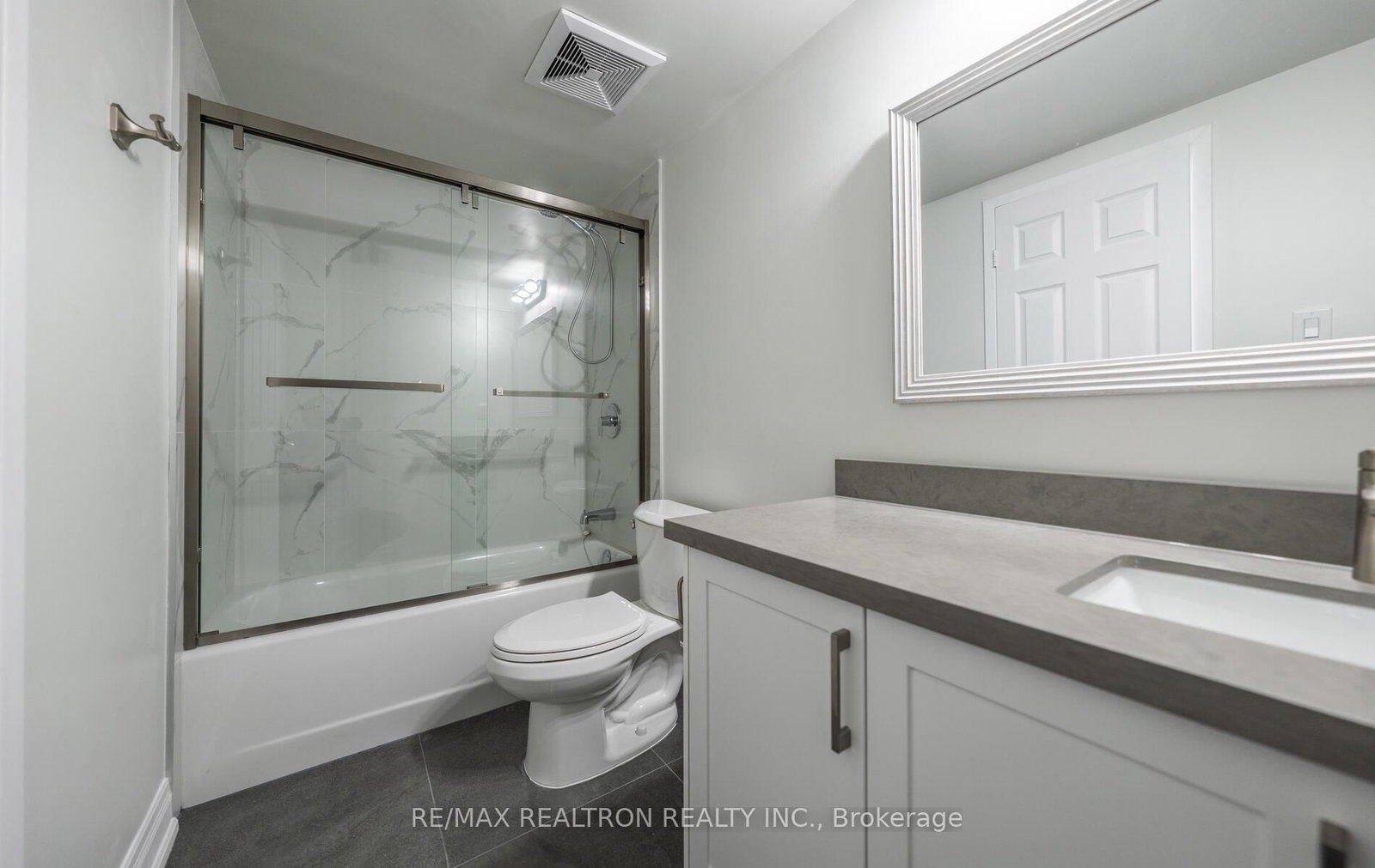 Condo for sale at Ph8-9 Chalmers Road, Richmond Hill, Ontario, L4B 3N3 - Doncrest - MLS: N12998358