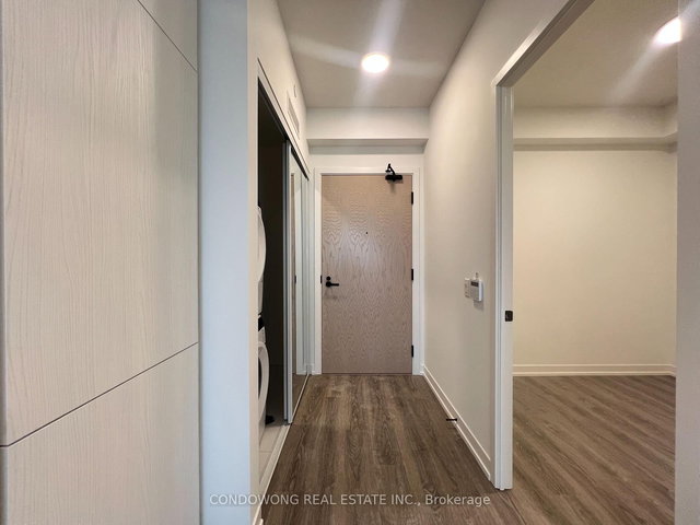 2210 - 8 Interchange Way