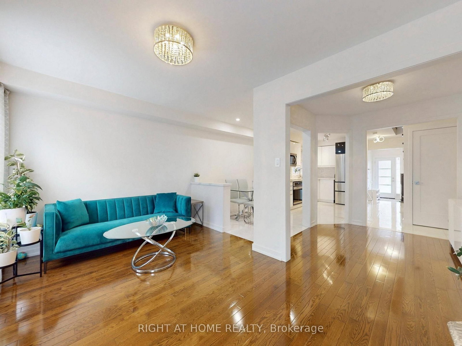 Townhouse for sale at 179 Vanguard Road, Vaughan, Ontario, L4K 5G8 - Patterson - MLS: N12998492