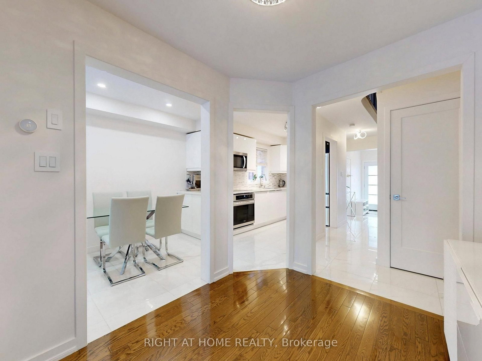 Townhouse for sale at 179 Vanguard Road, Vaughan, Ontario, L4K 5G8 - Patterson - MLS: N12998492