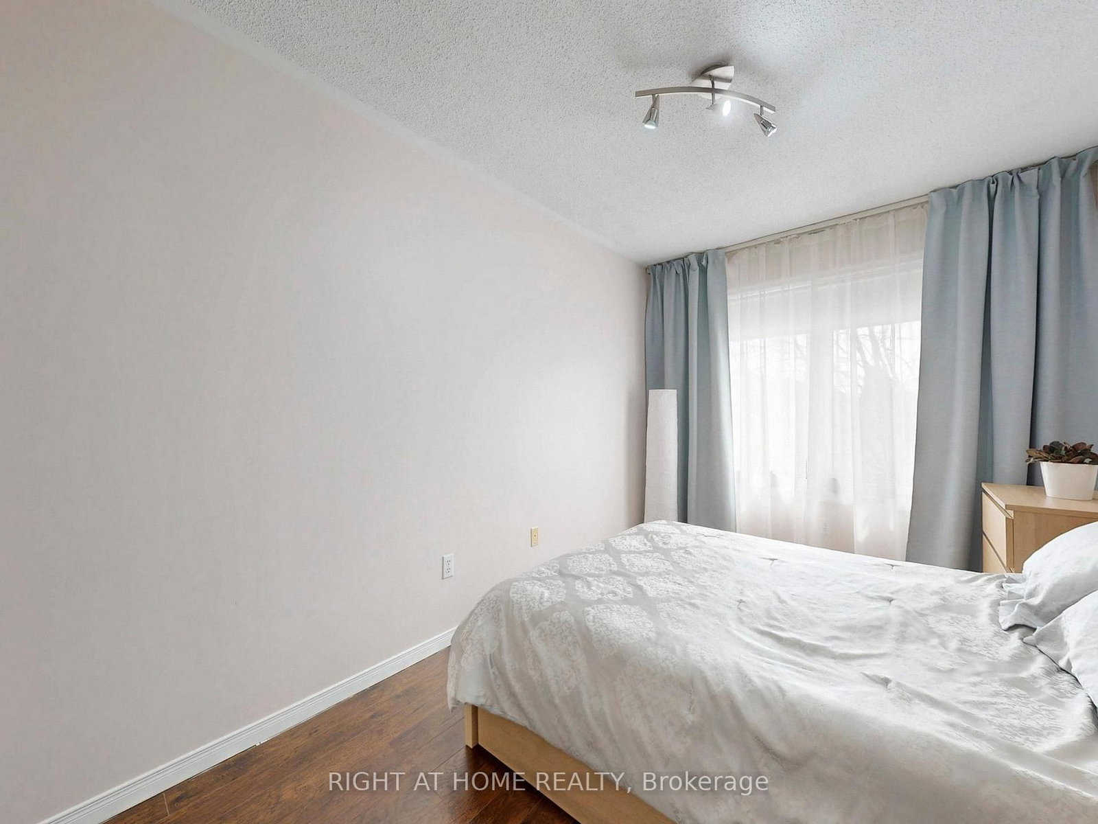 Townhouse for sale at 179 Vanguard Road, Vaughan, Ontario, L4K 5G8 - Patterson - MLS: N12998492