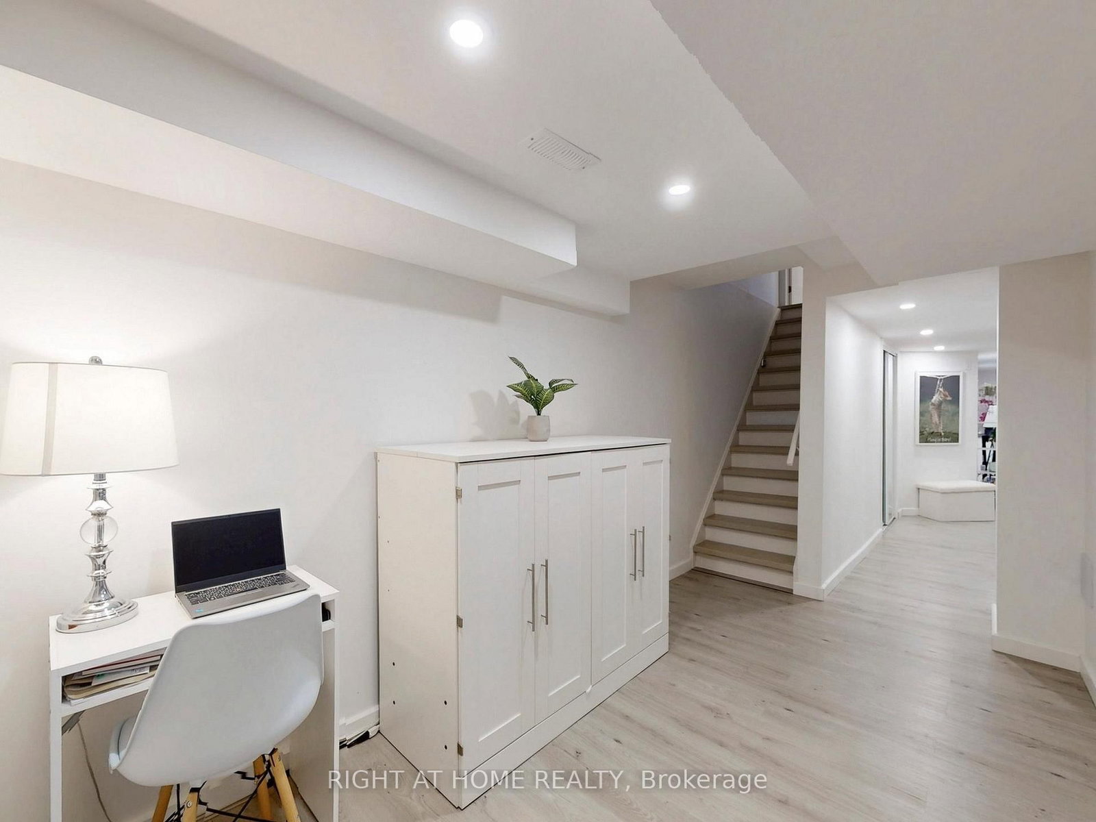 Townhouse for sale at 179 Vanguard Road, Vaughan, Ontario, L4K 5G8 - Patterson - MLS: N12998492