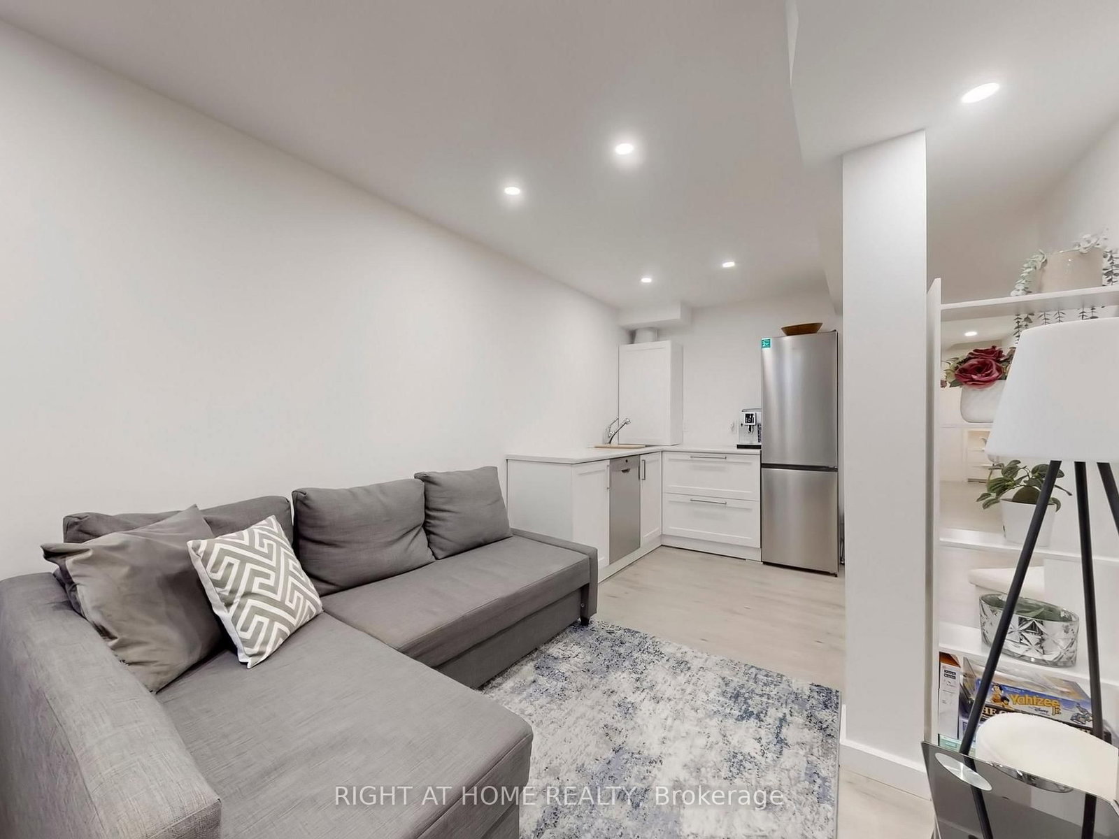 Townhouse for sale at 179 Vanguard Road, Vaughan, Ontario, L4K 5G8 - Patterson - MLS: N12998492