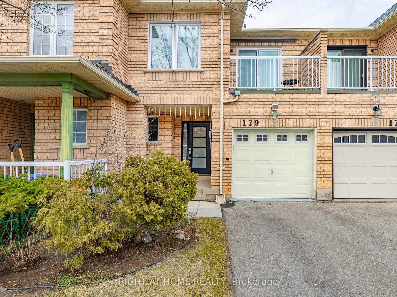 Townhouse for sale at 179 Vanguard Road, Vaughan, Ontario, L4K 5G8 - Patterson - MLS: N12998492