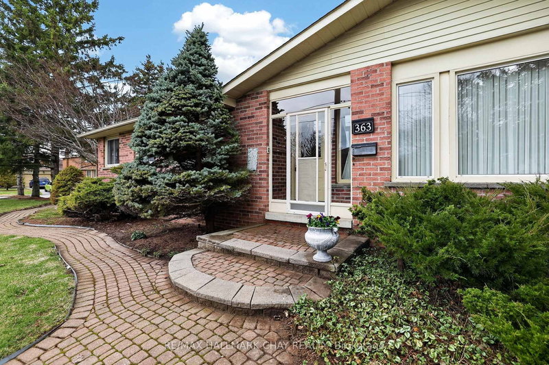 363 London Rd, Newmarket, L3Y 6G3 | Image 3